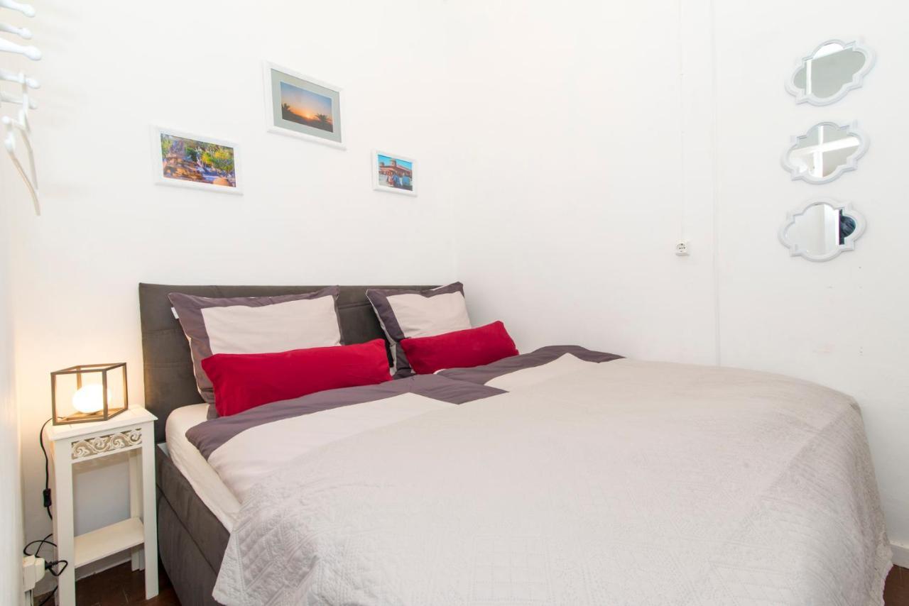 Charming Town House Just 500M From The Marina And Its Well Known Typical Market オリョン エクステリア 写真